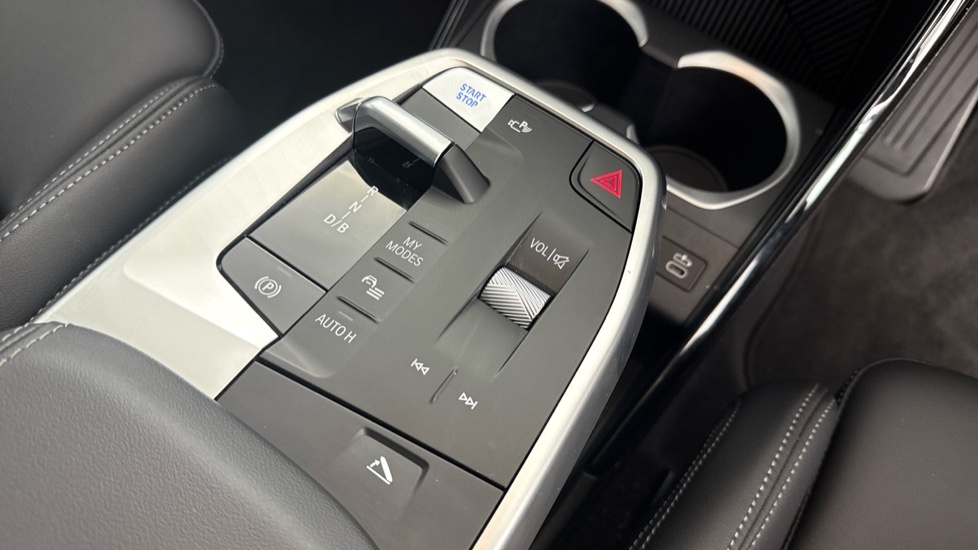 BMW iX1 230Kw Xdrive30 M Sport 65Kwh White #10