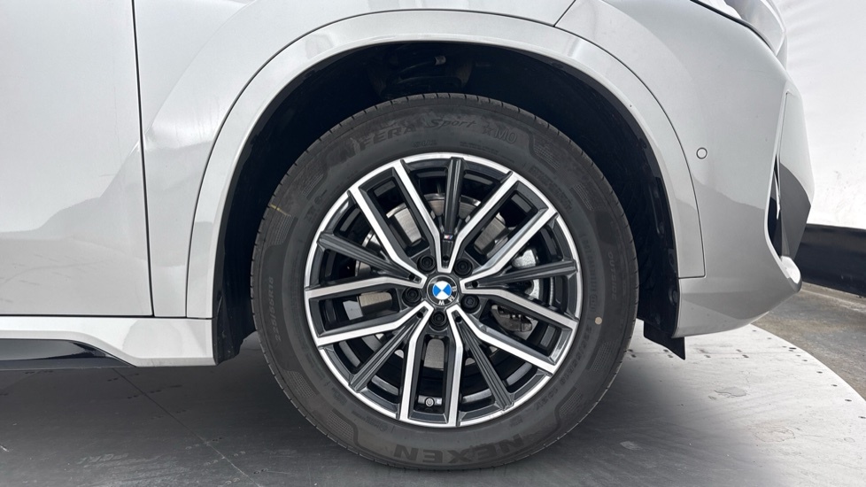BMW iX1 230Kw Xdrive30 M Sport 65Kwh White #14