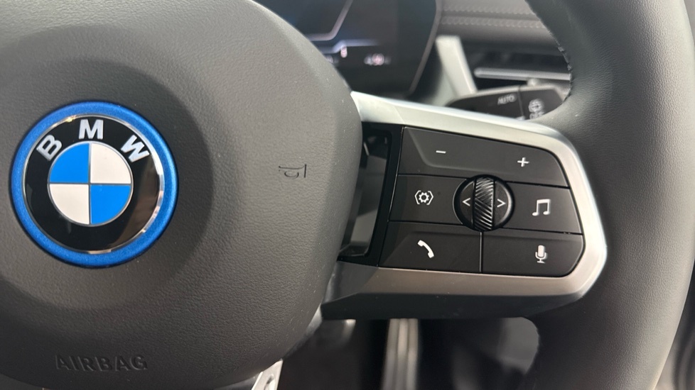 BMW iX1 230Kw Xdrive30 M Sport 65Kwh White #17