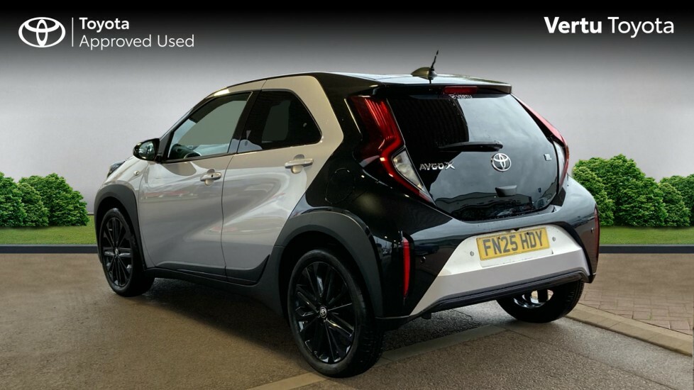 Toyota Aygo X Jbl Edition Silver #4