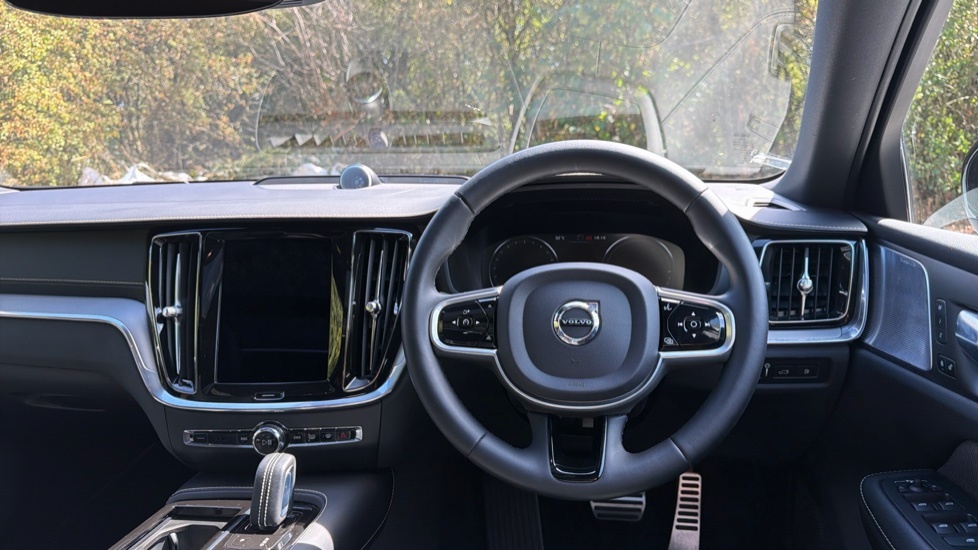 Volvo S60 Recharge R-design, T8 Awd Plug-in Hybrid Black #10