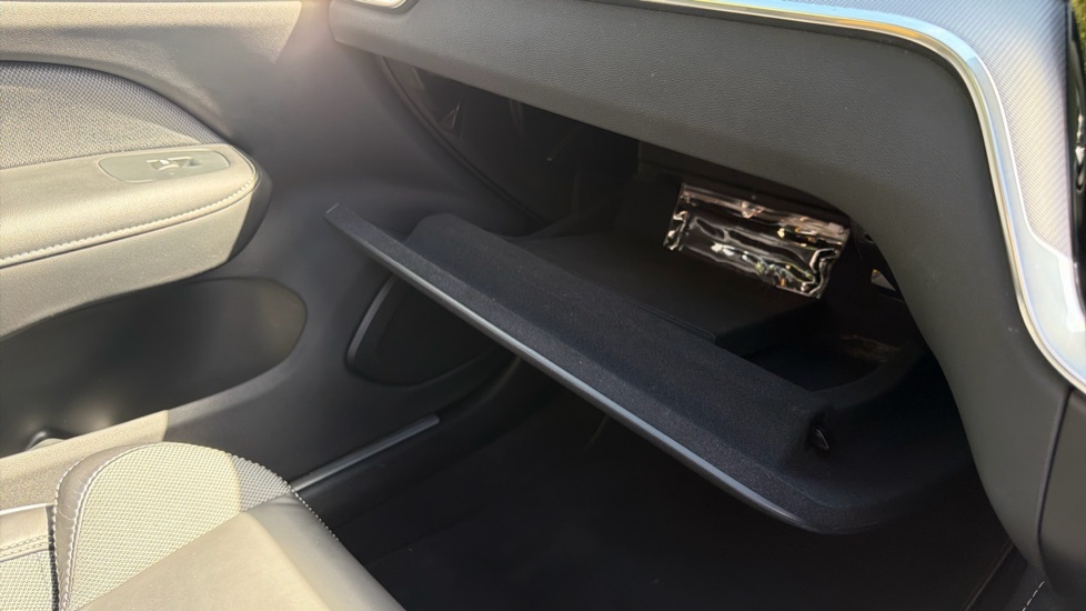 Volvo S60 Recharge R-design, T8 Awd Plug-in Hybrid Black #34