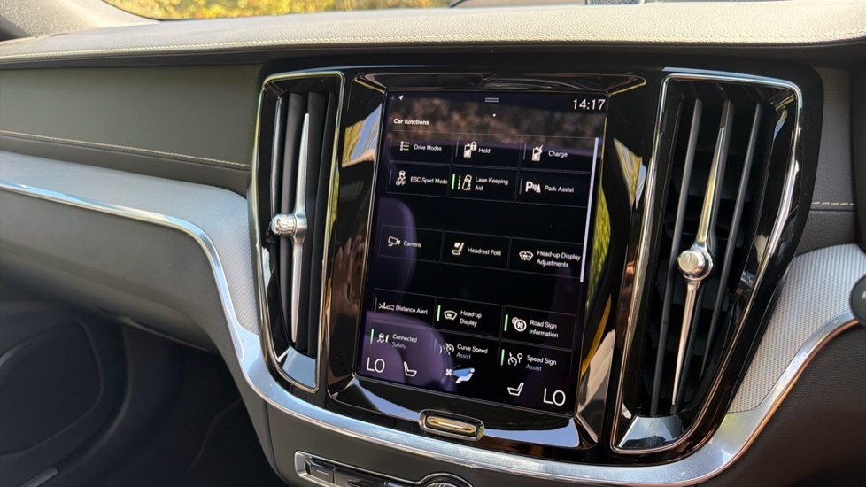 Volvo S60 Recharge R-design, T8 Awd Plug-in Hybrid Black #12