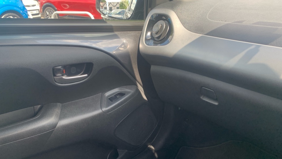 Toyota Aygo X Vvt-i X-play Tss White #35