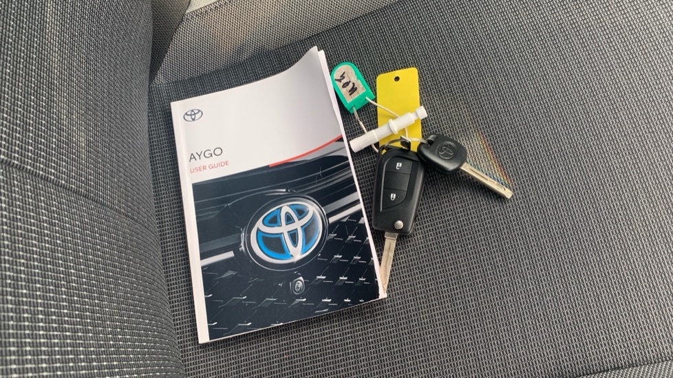 Toyota Aygo X Vvt-i X-play Tss White #19
