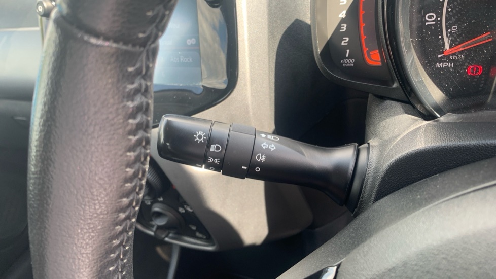 Toyota Aygo X Vvt-i X-play Tss White #24