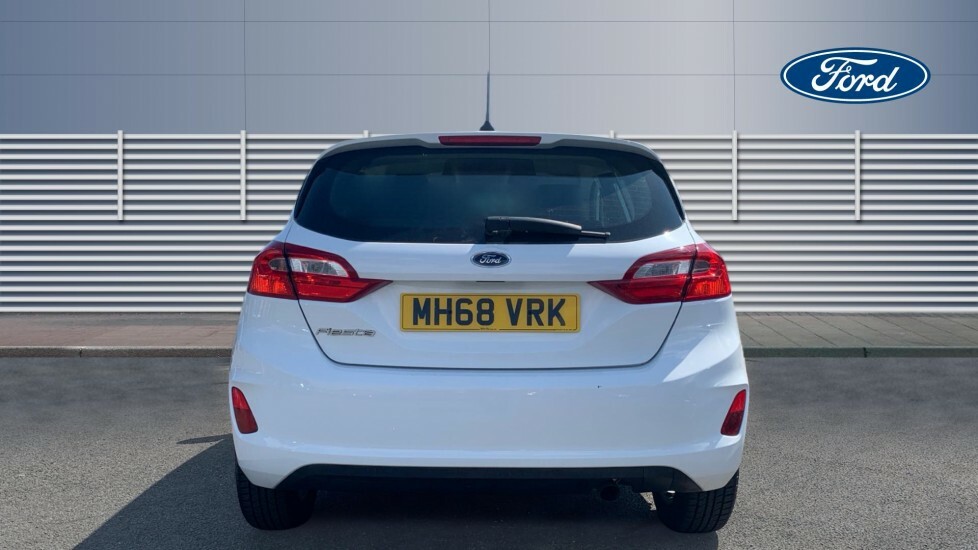 Ford Fiesta Zetec White #6