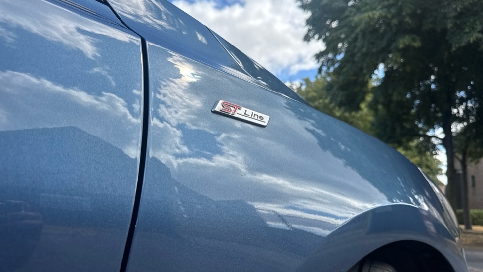 Ford Focus 1.0T Ecoboost Zetec Estate Ss Blue #20