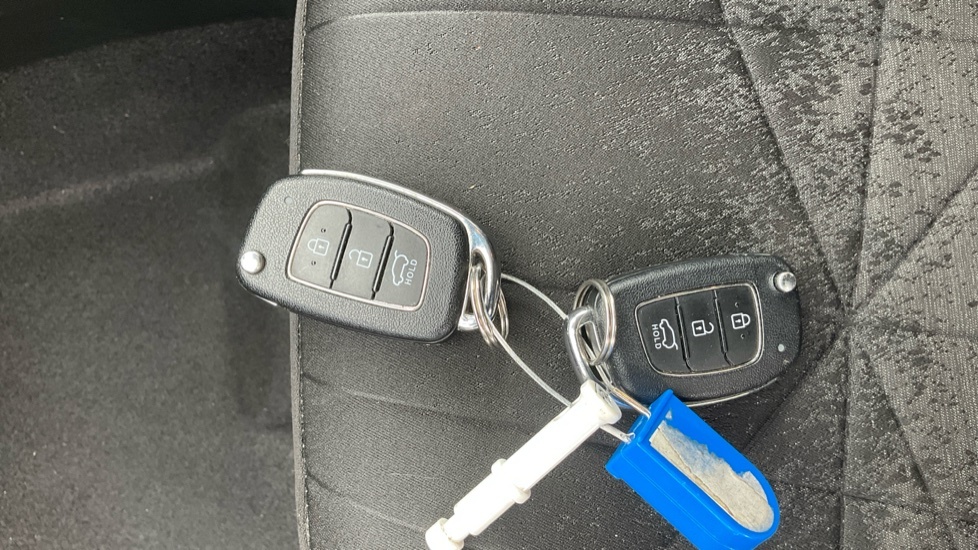 Hyundai Bayon 1.0 Tgdi 48V Mhev Se Connect Dct Green #20