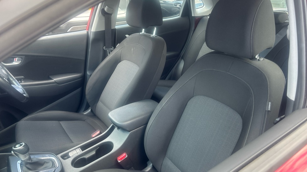 Hyundai Kona 1.6 Gdi Hybrid Ultimate Dct #34