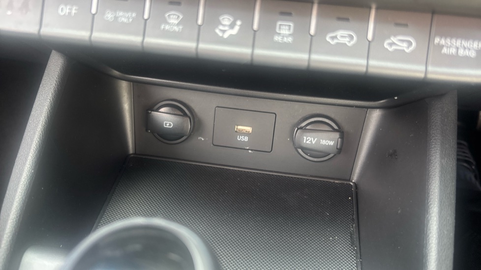Hyundai Kona 1.6 Gdi Hybrid Ultimate Dct #27