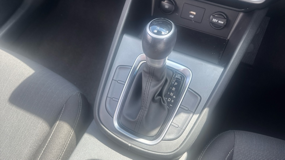 Hyundai Kona 1.6 Gdi Hybrid Ultimate Dct #13