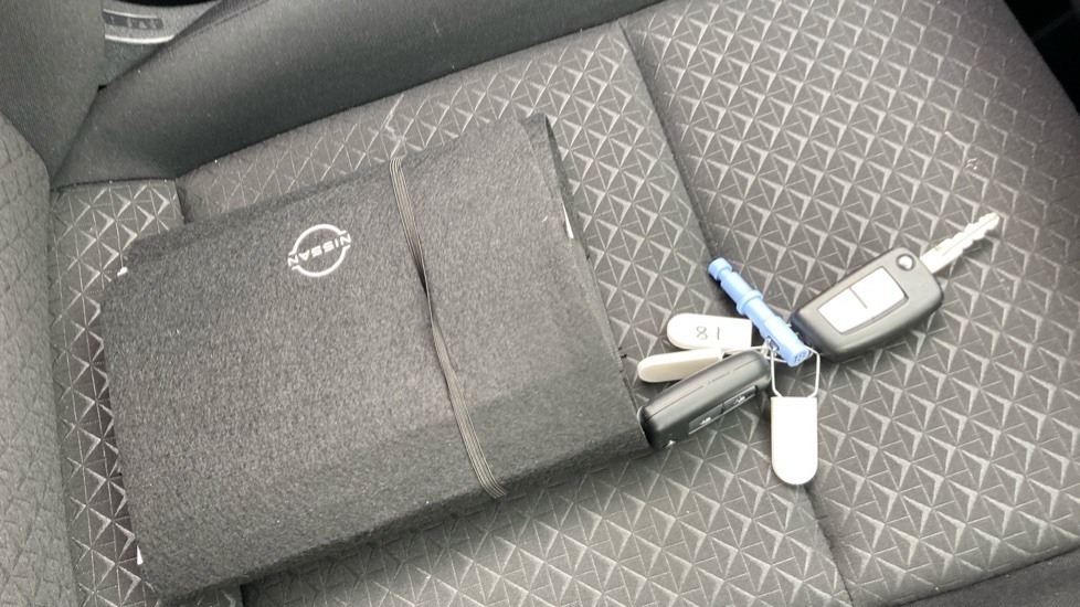 Nissan Juke 1.6 Tekna Cvt Euro 5 White #19