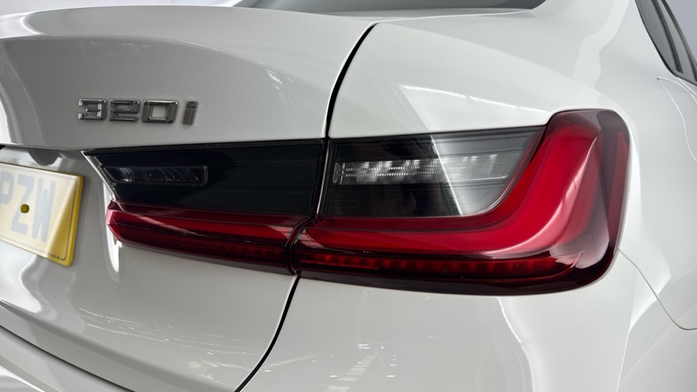 BMW 3 Series 2.0 320I Sport Euro 6 Ss White #22