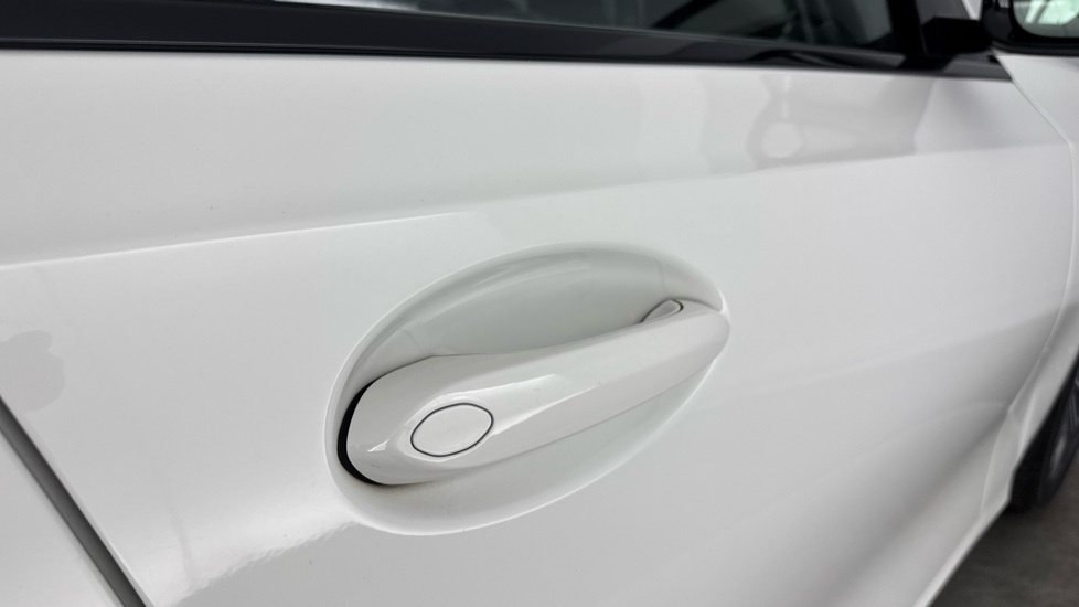BMW 3 Series 2.0 320I Sport Euro 6 Ss White #28