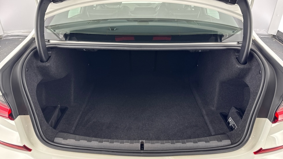 BMW 3 Series 2.0 320I Sport Euro 6 Ss White #13