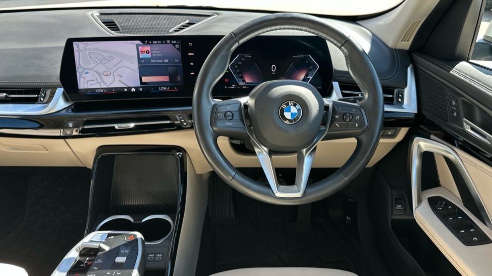 BMW X1 Xline Green #5