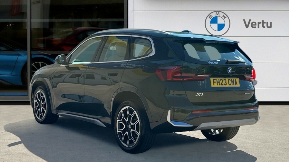 BMW X1 Xline Green #2