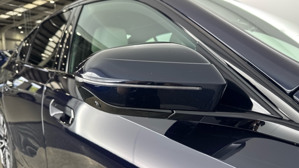 BMW i5 442Kw M60 Xdrive 84Kwh 2025 Black #31