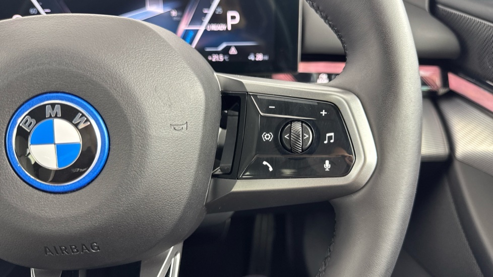 BMW i5 442Kw M60 Xdrive 84Kwh 2025 Black #18