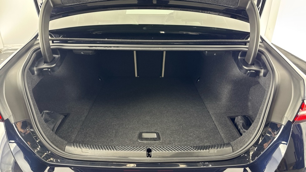 BMW i5 442Kw M60 Xdrive 84Kwh 2025 Black #13