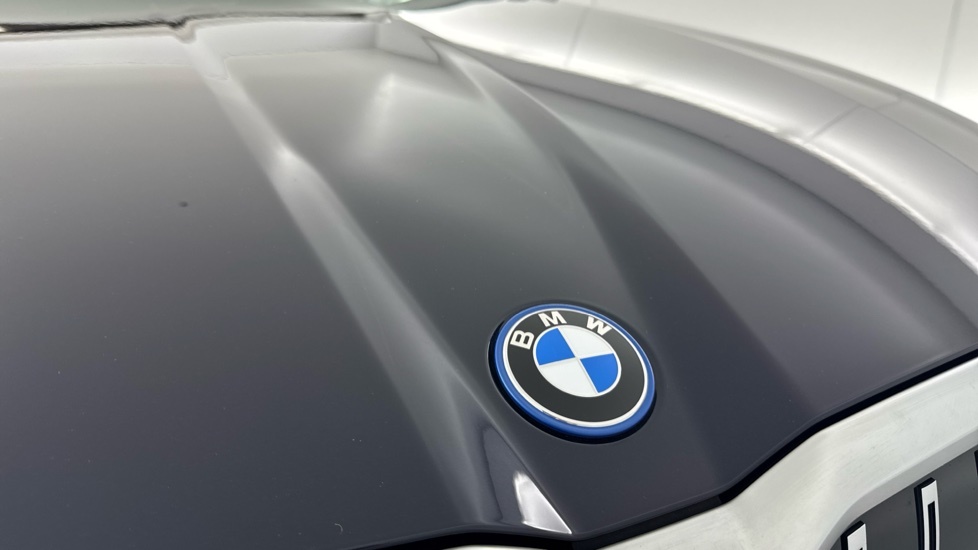 BMW i5 442Kw M60 Xdrive 84Kwh 2025 Black #34