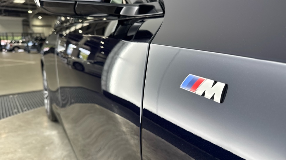 BMW i5 442Kw M60 Xdrive 84Kwh 2025 Black #32