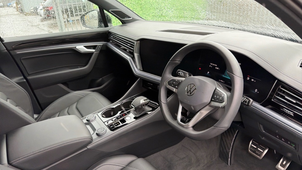 Volkswagen Touareg Black Edition Grey #6