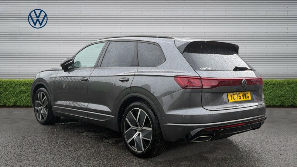 Volkswagen Touareg Black Edition Grey #3