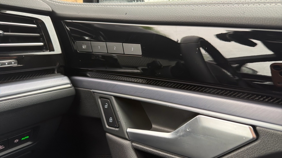 Volkswagen Touareg Black Edition Grey #22