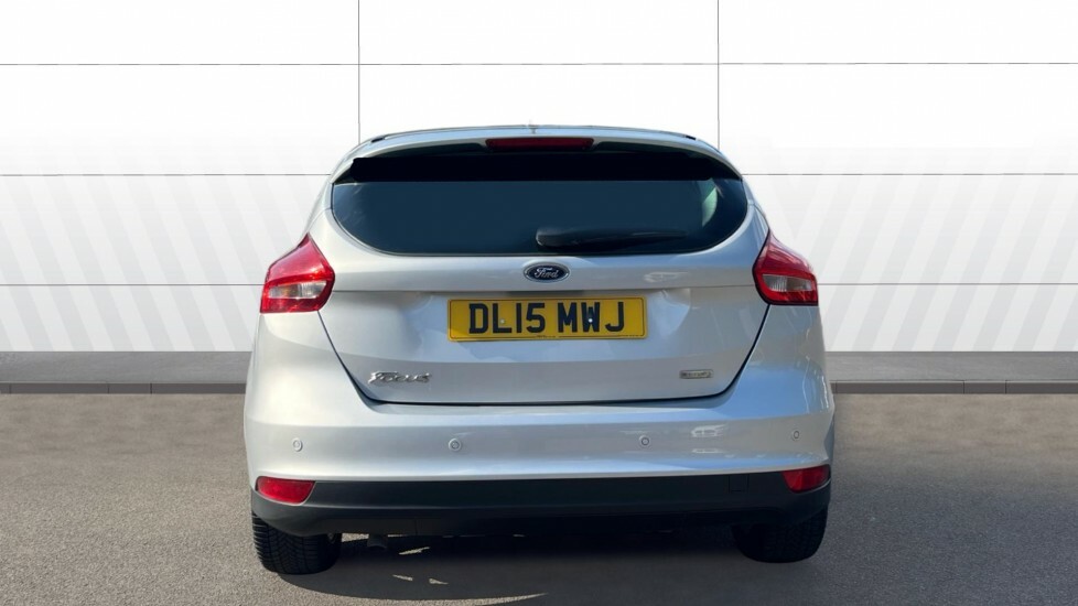 Ford Focus Zetec Silver #5