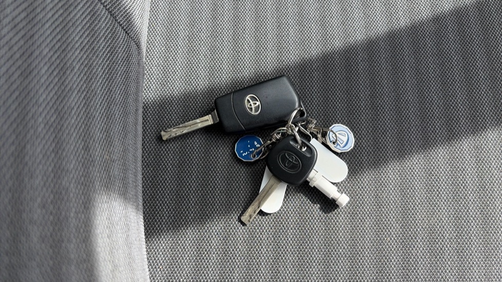 Toyota Aygo X Vvt-i X-plore Blue #19