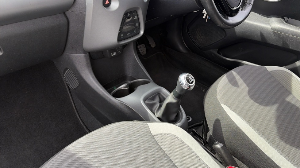 Toyota Aygo X Vvt-i X-plore Blue #13