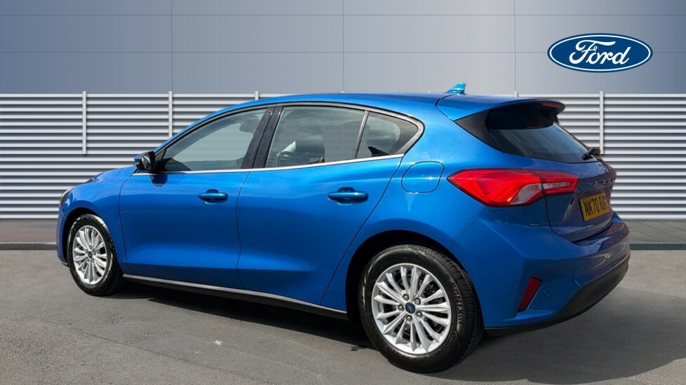 Ford Focus Titanium Blue #2