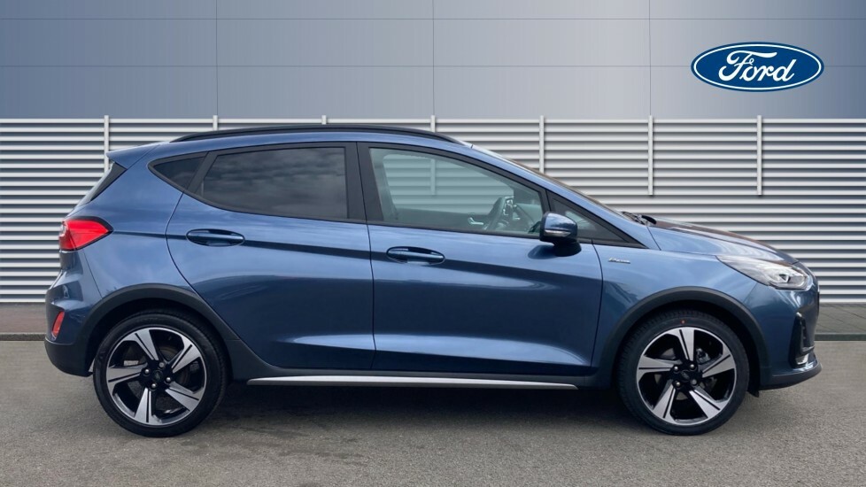 Ford Fiesta Active Blue #5