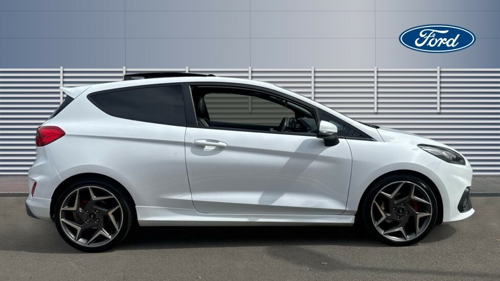 Ford Fiesta St-3 White #5