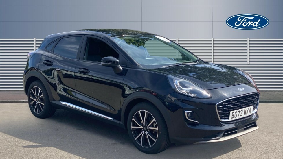 Ford Puma Titanium Black