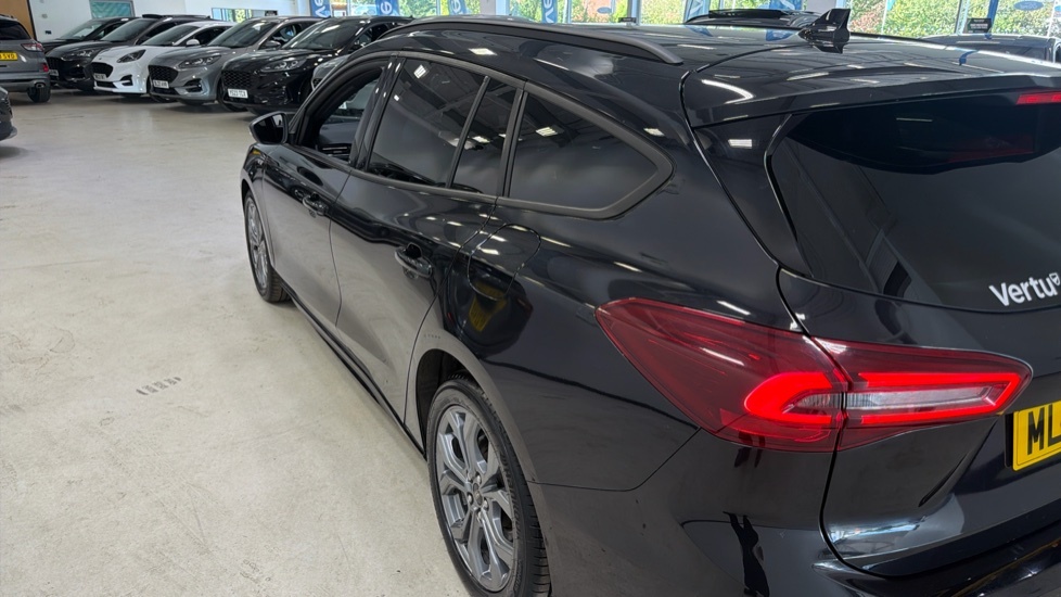 Ford Focus Estate 2.3 Eb 280 St Pan Roof Drivers As Red #37