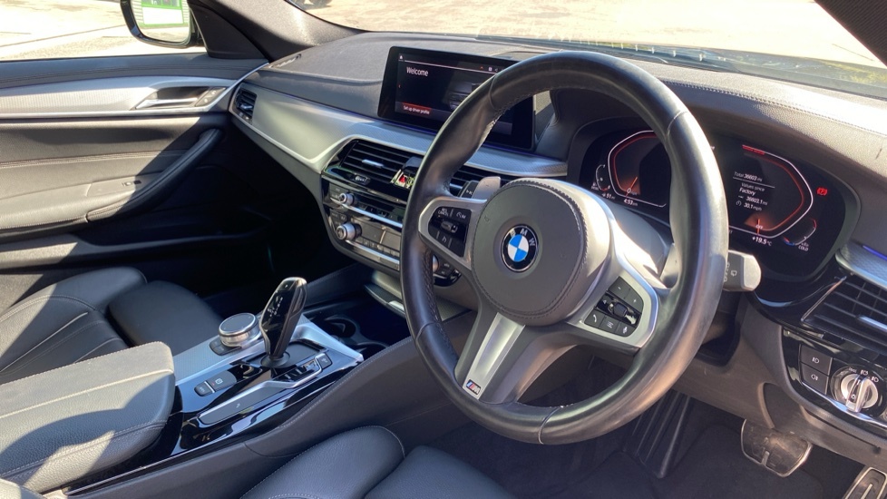 BMW 5 Series M Sport Black #6