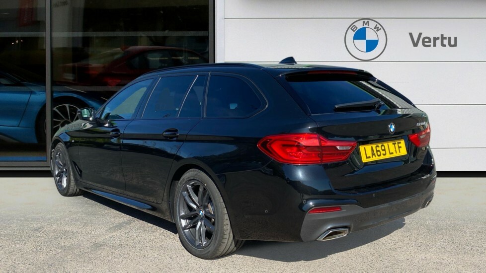 BMW 5 Series M Sport Black #2