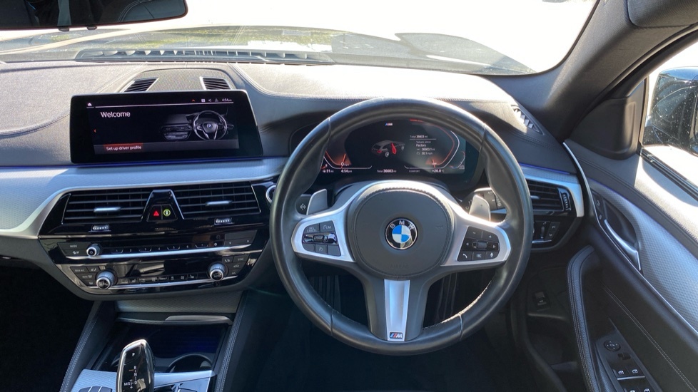 BMW 5 Series M Sport Black #5