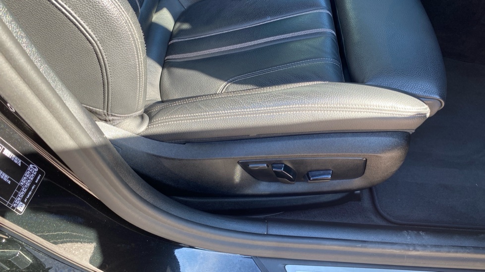 BMW 5 Series 2.0 520D M Sport Touring 188 Bhp Blue #41