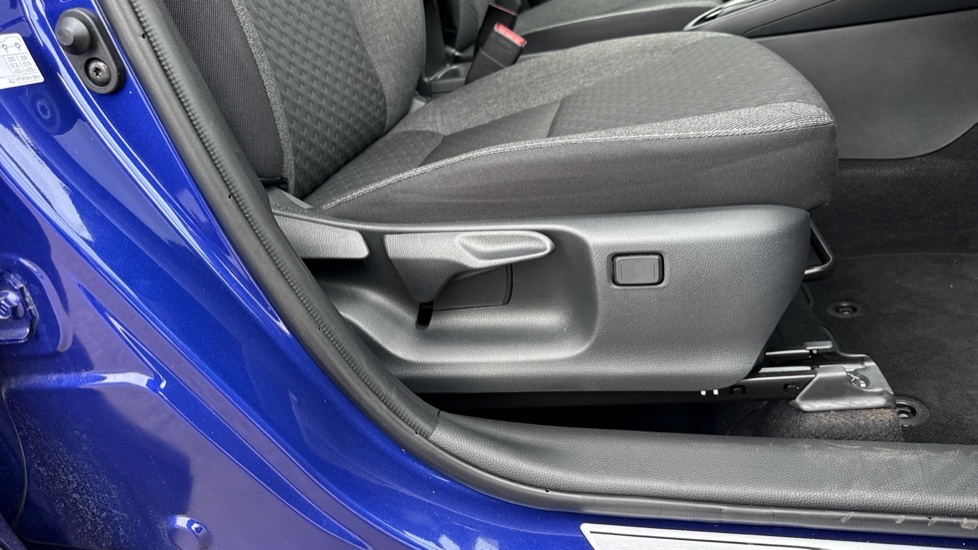 Toyota Yaris Cross Design Blue #29