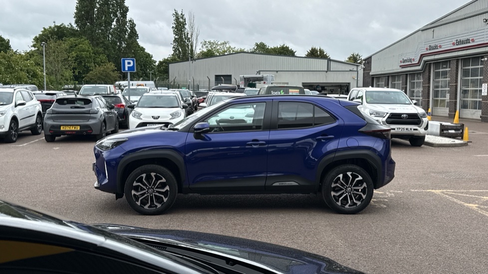 Toyota Yaris Cross Design Blue #24