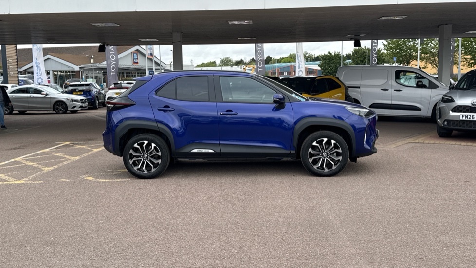 Toyota Yaris Cross Design Blue #23