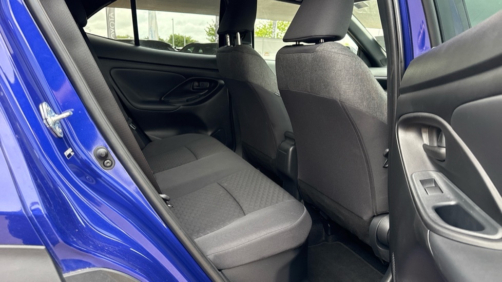 Toyota Yaris Cross Design Blue #8