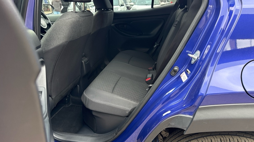 Toyota Yaris Cross Design Blue #15