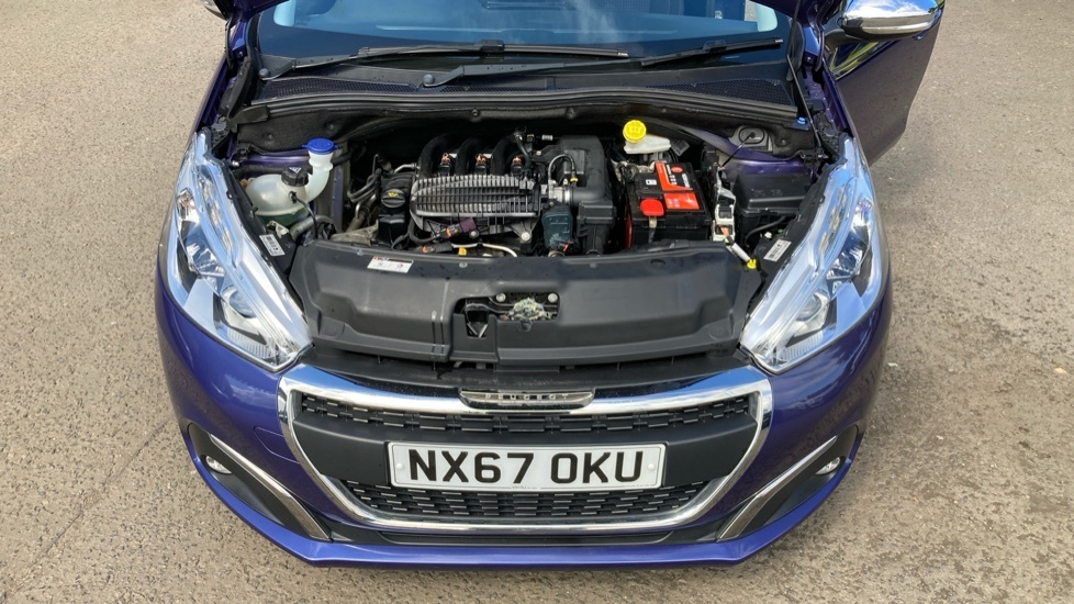 Peugeot 208 1.6 Bluehdi 100 Gt Line Non Start Stop Black #8