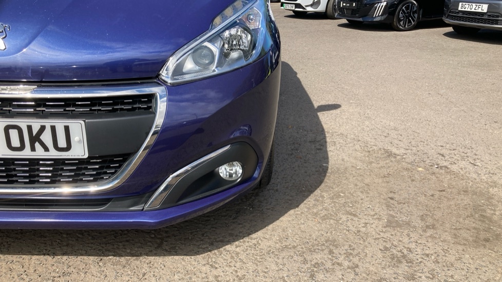 Peugeot 208 1.6 Bluehdi 100 Gt Line Non Start Stop Black #24