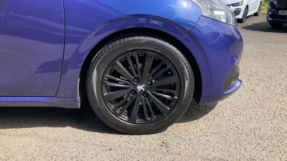 Peugeot 208 1.6 Bluehdi 100 Gt Line Non Start Stop Black #23